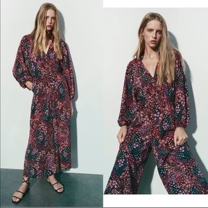 Size M NWT ZARA FLORAL PRINT FULL LENGTH JUMPSUIT